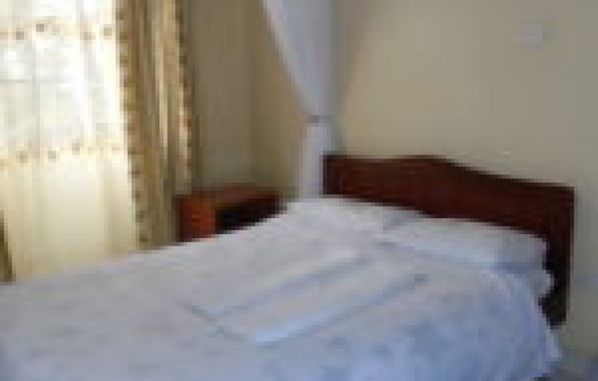 SELF CATERING -TWO BEDS & KITCHENETTE